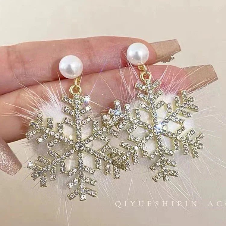 Christmas Snowflake Earrings Women's Full Diamond Pearl Plush Earrings - Almaraa Store